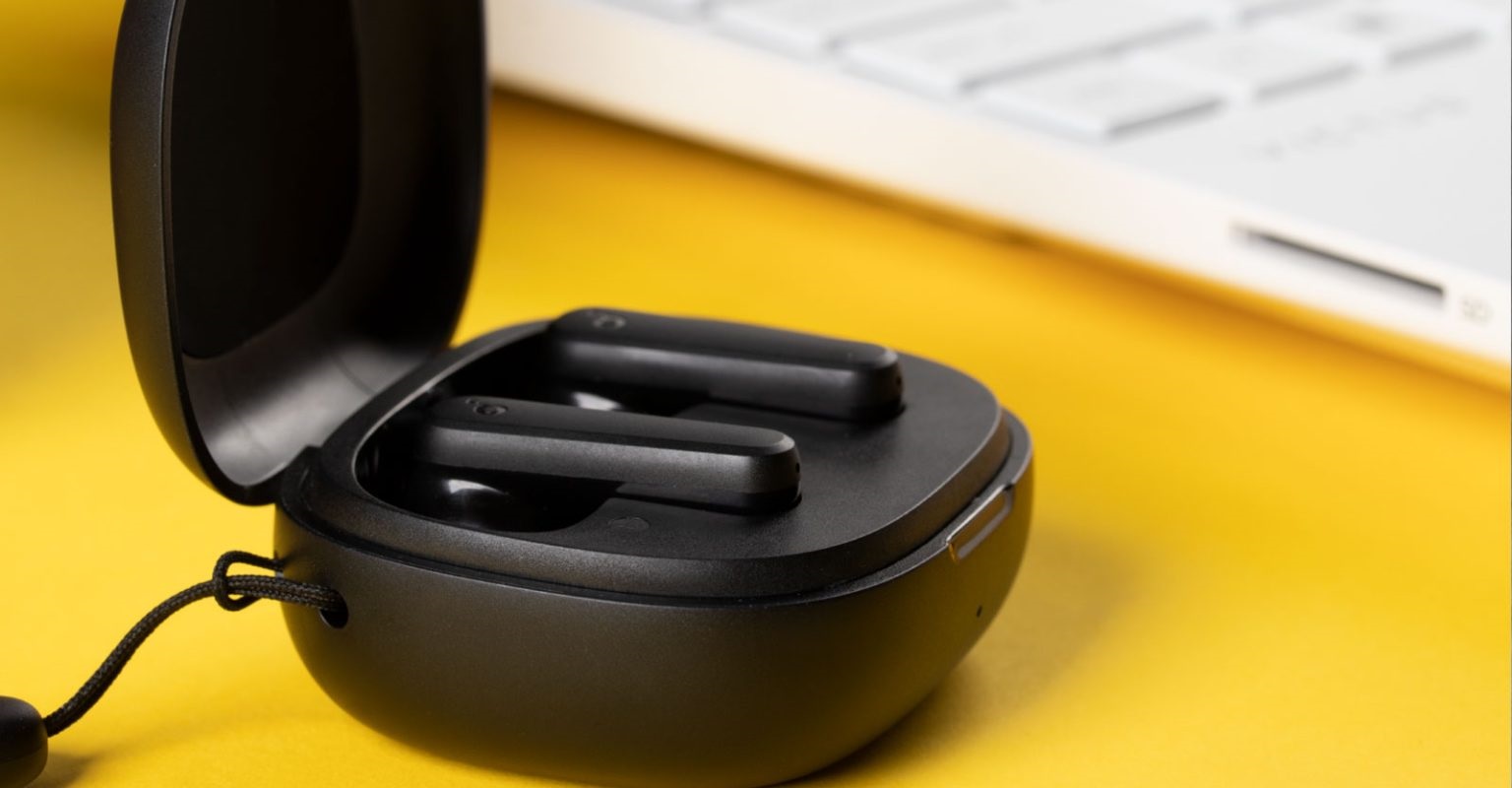 کیفیت صدا و تماس در حال پخش هندزفری Sound core R50i